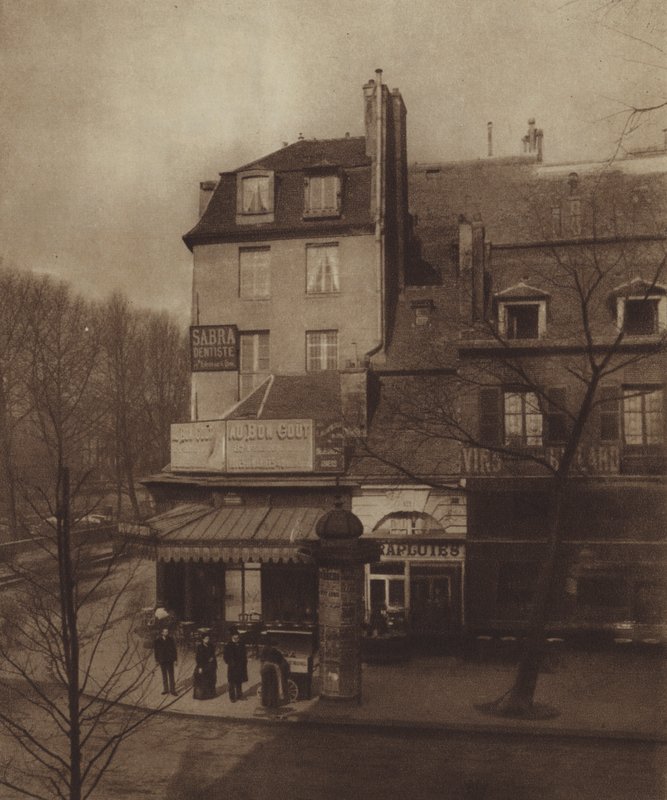Stejný roh, při pohledu z Boulevard du Palais (černobílá fotografie) od (after) French Photographer