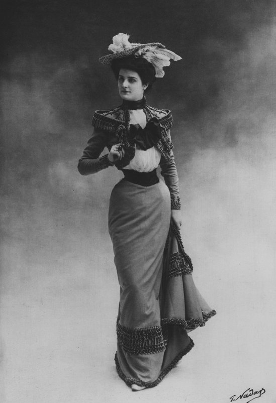 Mademoiselle Dortzal (černobílá fotografie) od (after) French Photographer