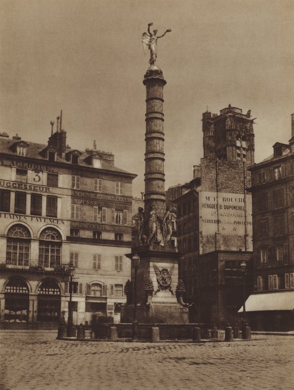 Place du Chatelet, fontána je na svém původním místě (černobílá fotografie) od (after) French Photographer