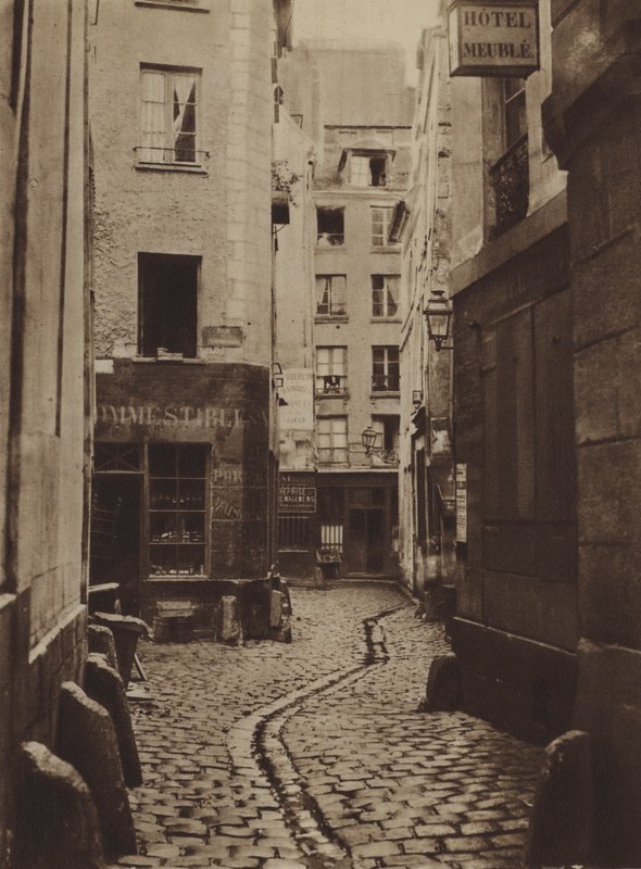 Rue des Trois-Cannettes v roce 1865 byla místem nového Hotel-Dieu (černobílá fotografie) od (after) French Photographer