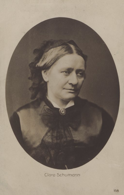 Clara Schumannová, německá klavíristka a skladatelka (čb fotografie) od (after) German photographer