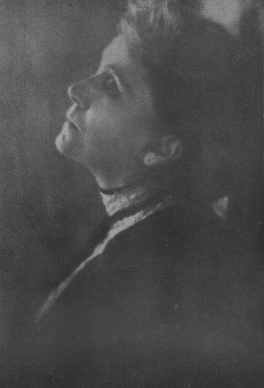 Paní Eleonora Duse (černobílá fotografie) od Adolf de Meyer