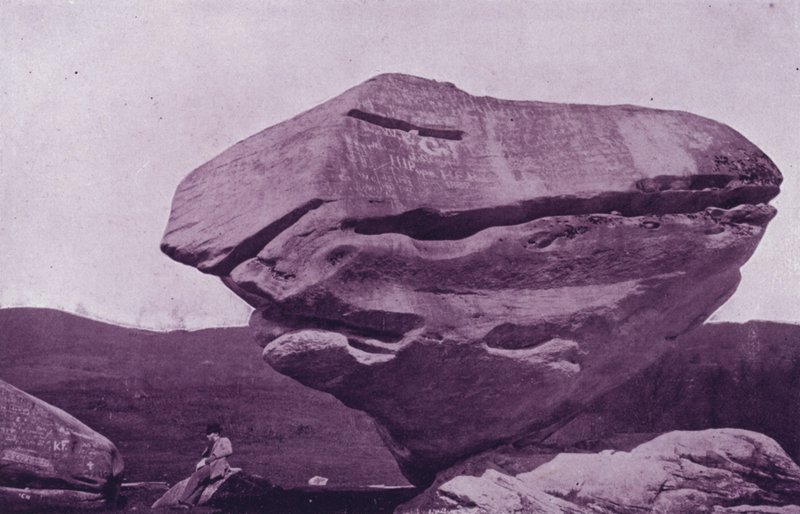 Balanced Rock, poblíž Pittsfield, Massachusetts (černobílá fotografie) od American Photographer (after)