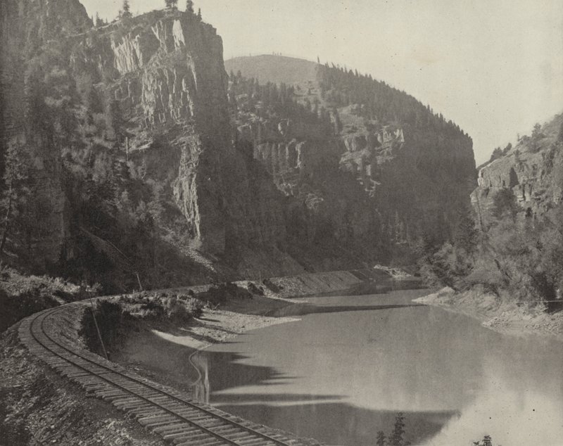 Echo Cliffs, kaňon Grand River, Colorado (černobílá fotografie) od American Photographer (after)