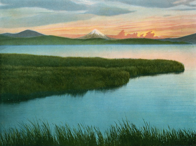 Mount McLaughlin z jezera Upper Klamath Lake (foto) od American Photographer (after)