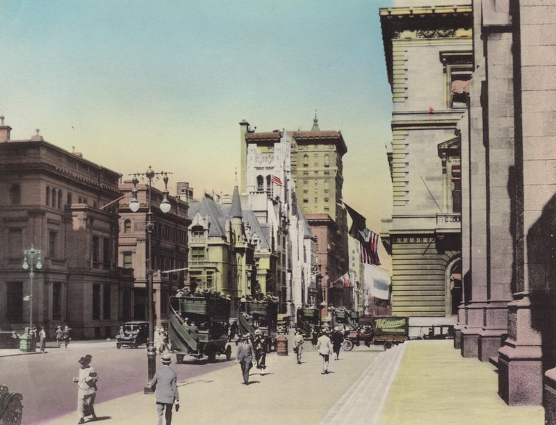 New York: Vanderbilt Mansions; Kostel sv. Tomáše; Fifth Avenue (foto) od American Photographer (after)