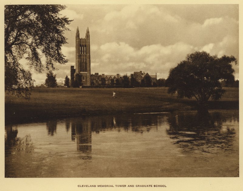 Princetonská univerzita: Cleveland Memorial Tower and Graduate School (černobílá fotografie) od American Photographer (after)