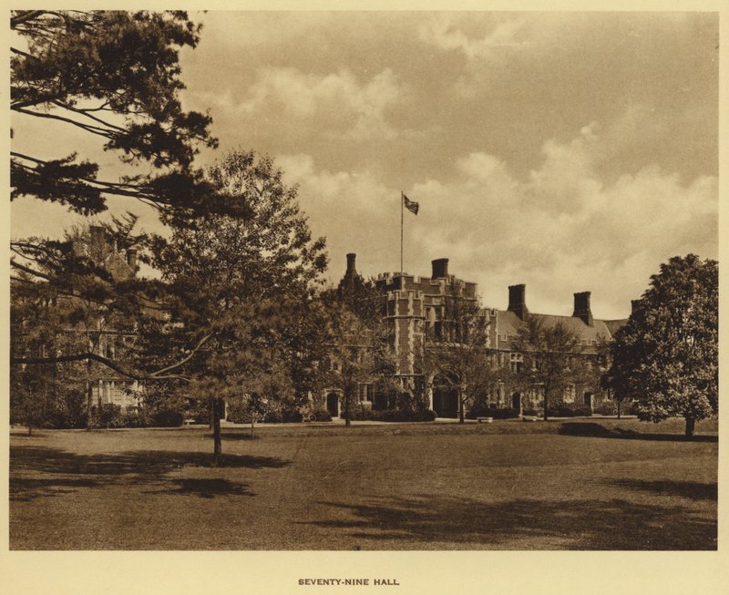 Princetonská univerzita: Sedmdesát devět Hall (černobílá fotografie) od American Photographer (after)