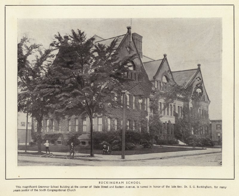 Springfield, Massachusetts: Buckingham School (černobílá fotografie) od American Photographer (after)