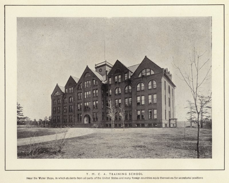 Springfield, Massachusetts: YMCA Training School (černobílá fotografie) od American Photographer (after)
