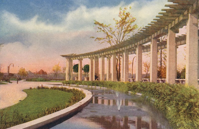 Chicago: Pergola v Douglasově parku (barevné foto) od American Photographer
