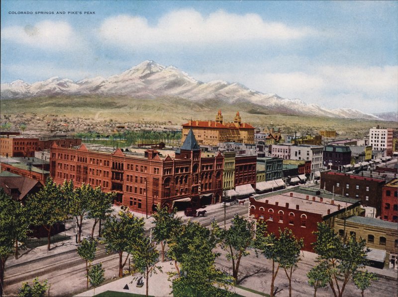 Colorado Springs a Pike