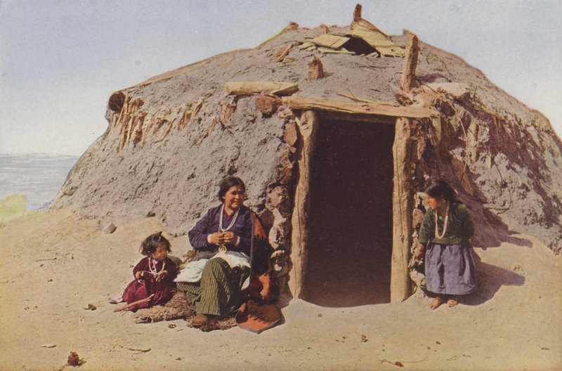 Elle z Ganada, indiánská budova, Albuquerque, nejslavnější tkadlena mezi Navahy (kolorovaná fotografie) od American Photographer