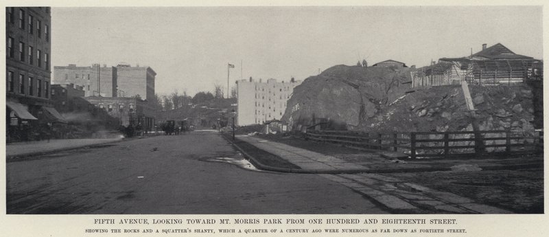 Fifth Avenue, při pohledu na Mt Morris Park ze Sto osmnácté ulice (černobílá fotografie) od American Photographer