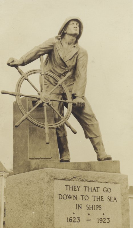 Fishermans Memorial, Gloucester, Massachusetts, USA od American Photographer