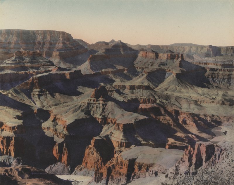 Velký kaňon v Arizoně: (barevné foto) od American Photographer