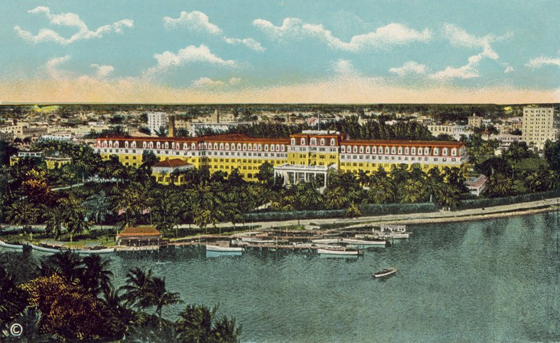 Miami, Florida, asi 1925: Hotel Royal Palm (barevné foto) od American Photographer