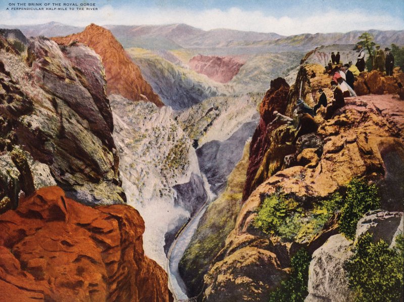 Na okraji Královské soutěsky (barevné foto) od American Photographer