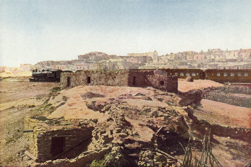 Pueblo of Laguna, Nové Mexiko (barevné fotografie) od American Photographer