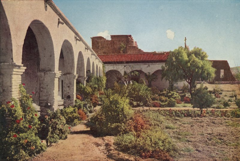 San Juan Capistrano Mission, Kalifornie (barevná fotografie) od American Photographer
