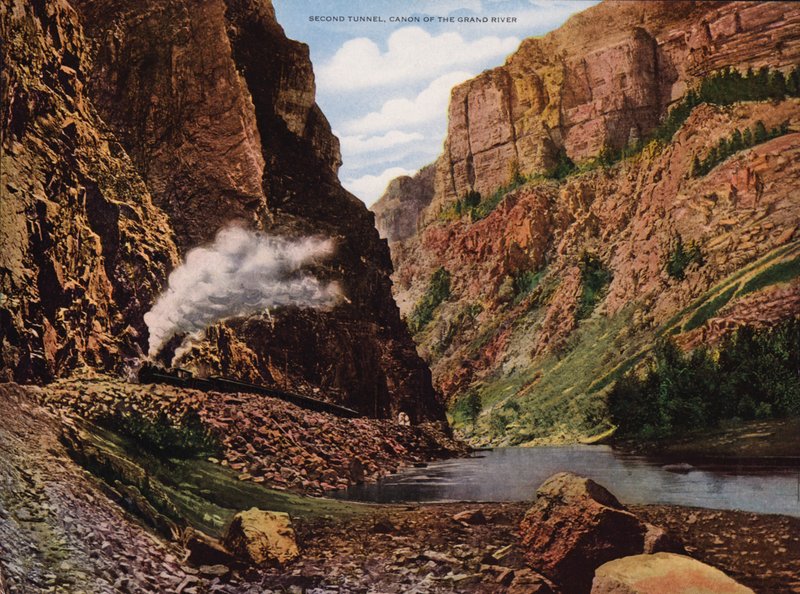Druhý tunel, kánon řeky Grand River (barevné foto) od American Photographer