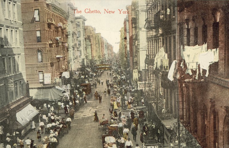 Ghetto, New York (barevné foto) od American Photographer