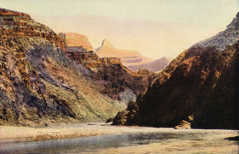 Zoroaster od řeky, Grand Canyon Naitonal Park (barevné foto) od American Photographer