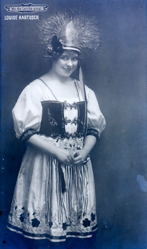 Louise Kartousch , rakouská operní pěvkyně (č/b foto) od Austrian Photographer