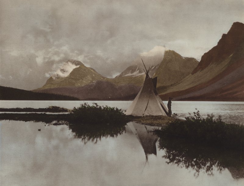 Bow Lake (barevné foto) od Byron Hill Harmon