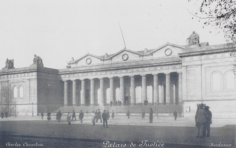 Bordeaux: Palais de Justice (čb fotografie) od Charles Chambon