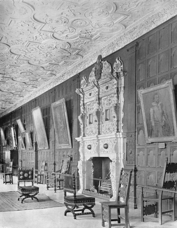 Část Dlouhé galerie od Charles Latham