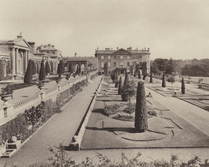 Formální zahrada v Bowoodu, Wilts od Charles Latham