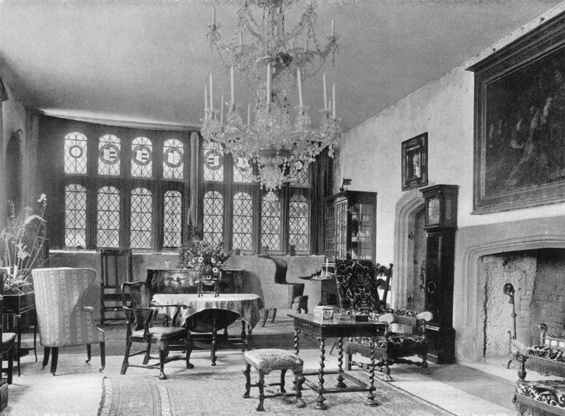 Velký salon (černobílá fotografie) od Charles Latham