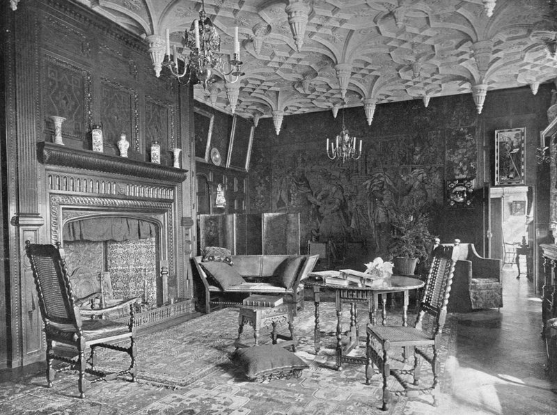 Velký salon (černobílá fotografie) od Charles Latham