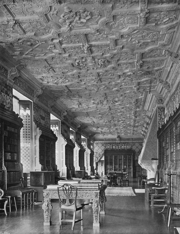 Dlouhá galerie od Charles Latham