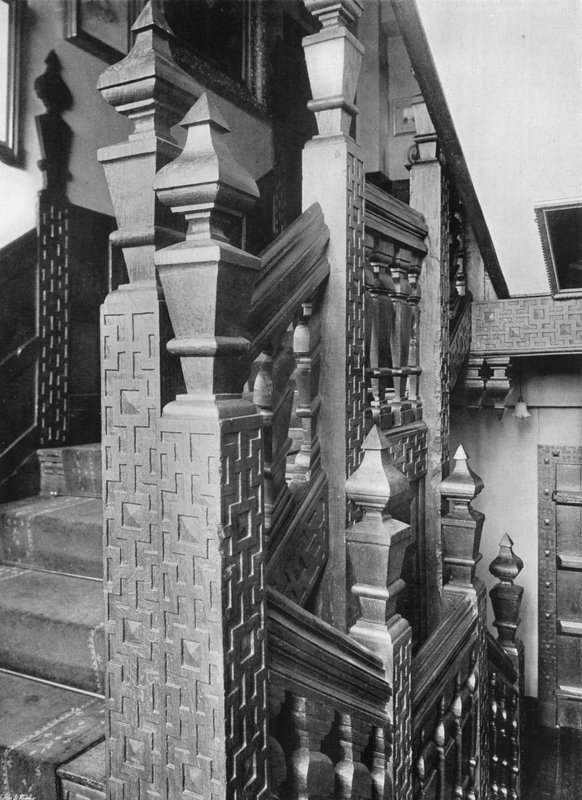 The Oak Stairway (č/b foto) od Charles Latham