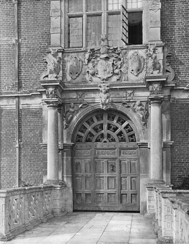 Vnější brána, Blickling Hall od Charles Latham