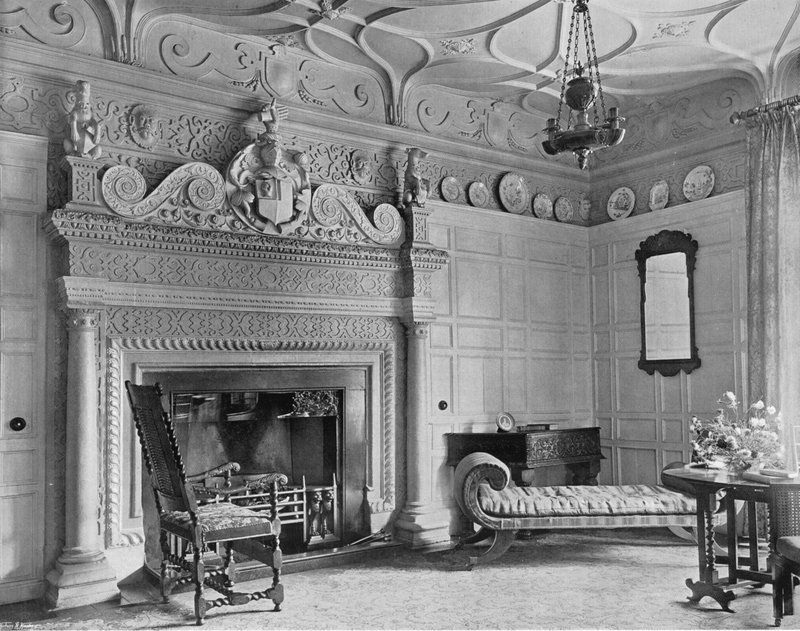 Bílý salon od Charles Latham