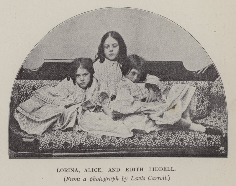 Lorina, Alice a Edith Liddell (černobílá fotografie) od Charles Lutwidge Dodgson
