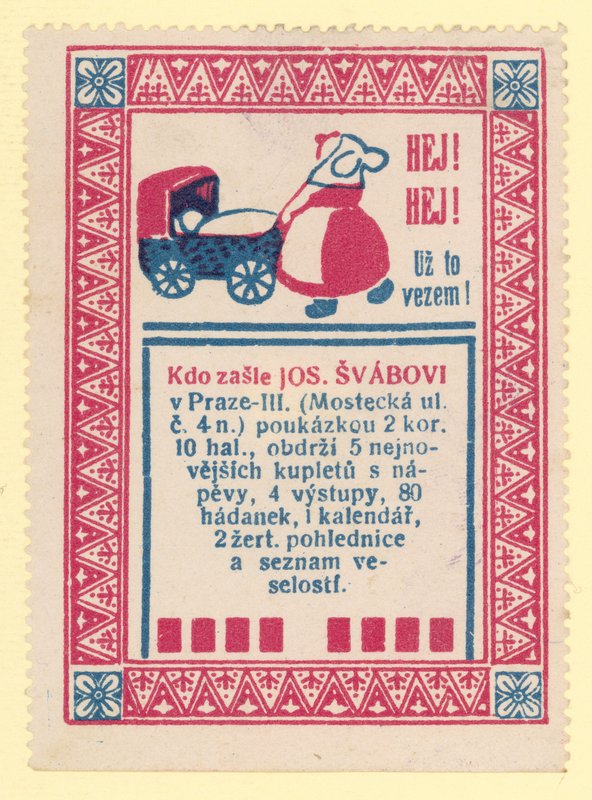 Žena tlačí kočárek od Czech School