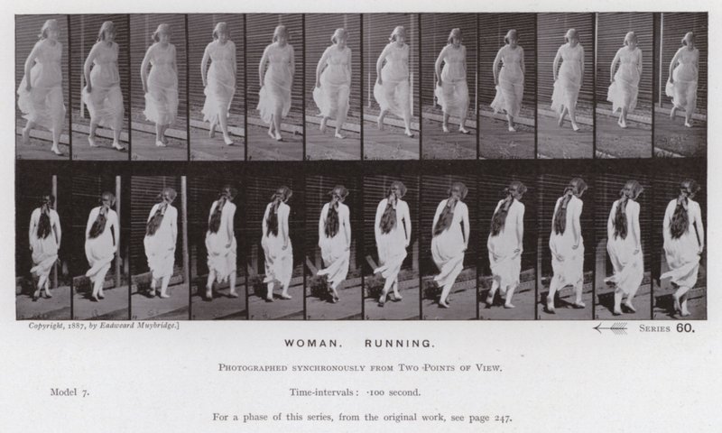 Lidská postava v pohybu: Žena, běh (č/b foto) od Eadweard Muybridge