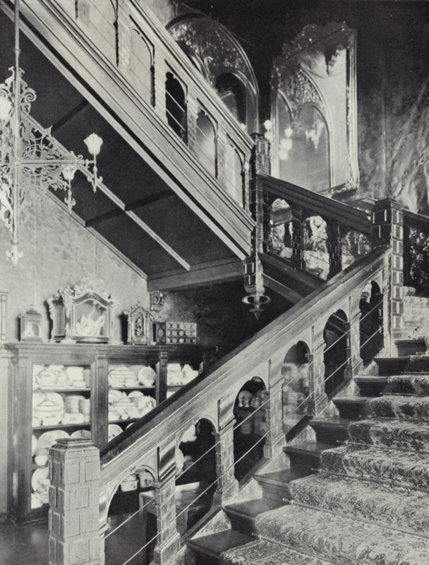 Kensington, Holland House, Hlavní schodiště, c 1607 od English Photographer