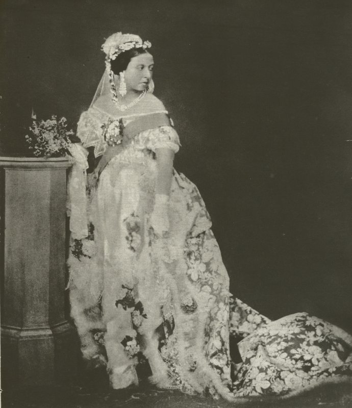 Queen Victoria, raná fotografie, polovina 1850 od English Photographer