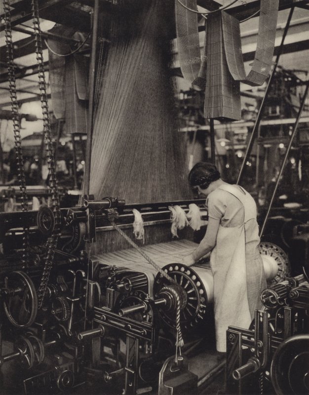 Lancashire Loom (černobílá fotografie) od English Photographer