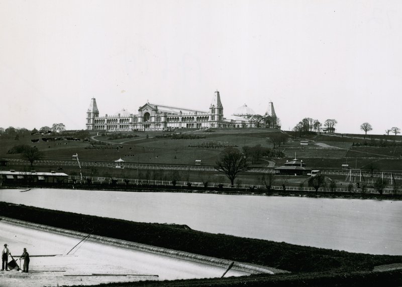 Alexandra Palace od English Photographer