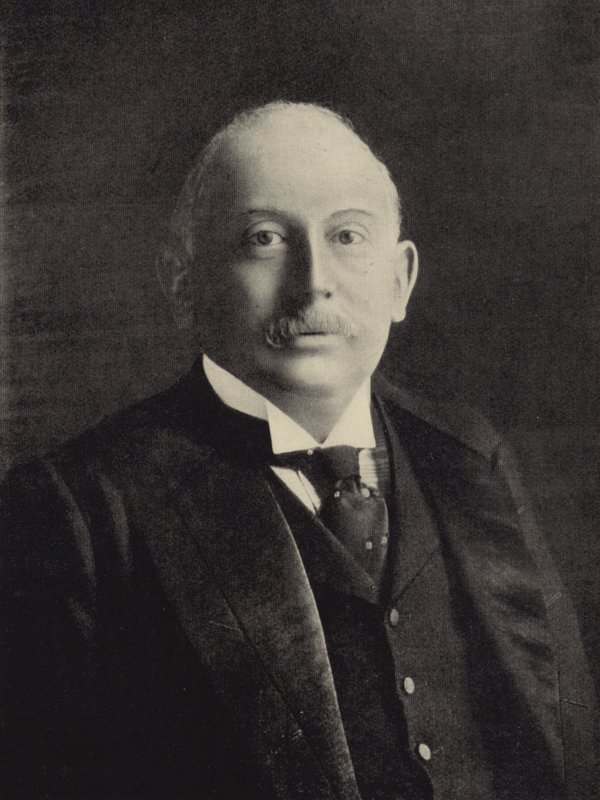 Alfred Beit od English Photographer