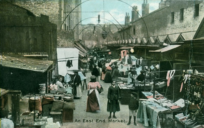 Trh v East Endu od English Photographer
