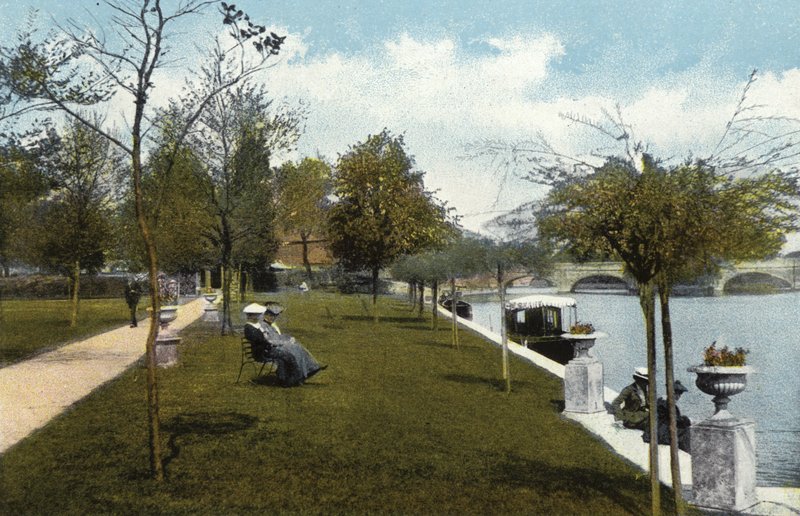 Bancroft Gardens, Stratford-on-Avon od English Photographer