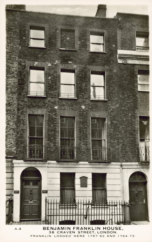 Dům Benjamina Franklina, Craven Street, Londýn (černobílá fotografie) od English Photographer