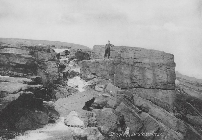 Bingley, oltář druidů (černobílá fotografie) od English Photographer